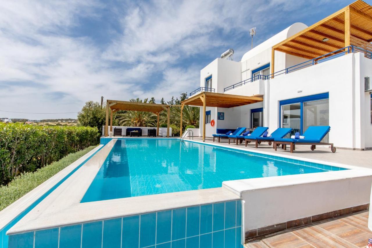 White Blue Villa Lakhania Luaran gambar