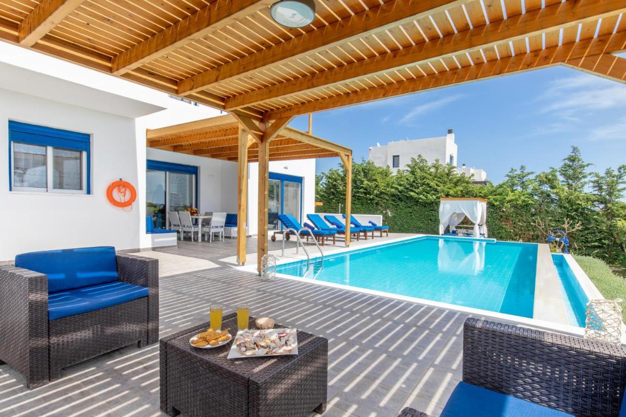 White Blue Villa Lakhania Luaran gambar